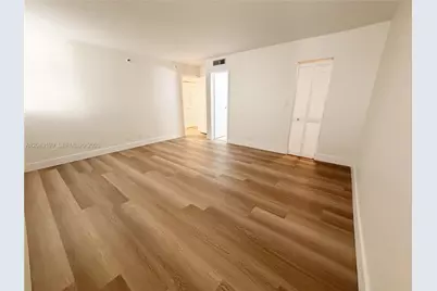 2625 Collins Ave #215, Miami Beach, FL 33140 - Photo 17