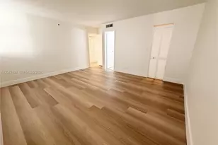 2625 Collins Ave, Miami Beach, FL 33140 - Photo 17