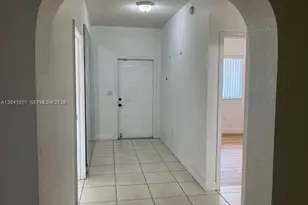 10720 NW 66th St, Doral, FL 33178 - Photo 9
