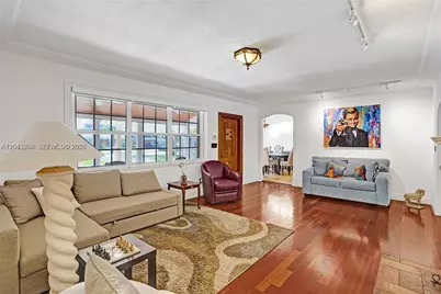 1247 NE 101st St, Miami Shores, FL 33138 - Photo 19