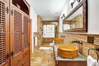 1247 NE 101st St, Miami Shores, FL 33138 - Photo 43