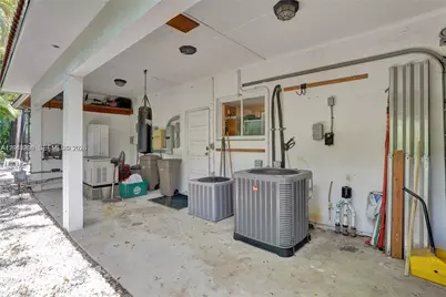 1247 NE 101st St, Miami Shores, FL 33138 - Photo 39