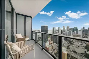 159 NE 6th St, Miami, FL 33132 - Photo 5