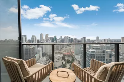159 NE 6th St #4212, Miami, FL 33132 - Photo 1