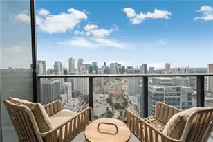 159 NE 6th St, Miami, FL 33132 - Photo 1