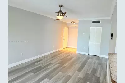 100 SW 117th Ter #2207, Pembroke Pines, FL 33025 - Photo 5