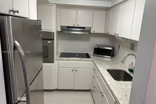 1200 West Ave, Miami Beach, FL 33139 - Photo 9