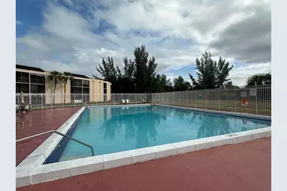 3400 Foxcroft Rd #215, Miramar, FL 33025 - Photo 29