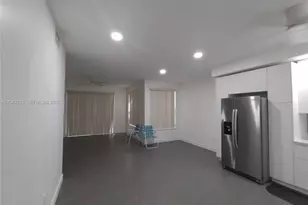 15509 N Miami Lakeway N, Miami Lakes, FL 33014 - Photo 11