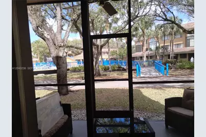 15509 N Miami Lakeway N #102, Miami Lakes, FL 33014 - Photo 3