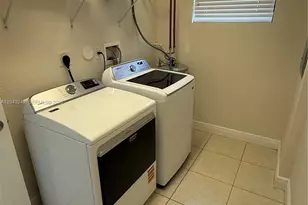 9762 NW 8th Terrace, Miami, FL 33172 - Photo 11