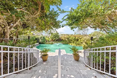 29710 SW 183rd Ct, Homestead, FL 33030 - Photo 3