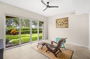 38 E Harbour Isle Dr E, Fort Pierce, FL 34949 - Photo 13