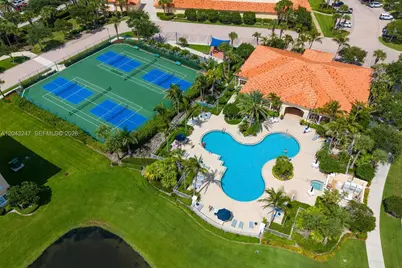 38 E Harbour Isle Dr E #104, Fort Pierce, FL 34949 - Photo 41