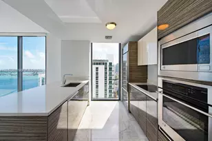 460 NE 28th St, Miami, FL 33137 - Photo 1