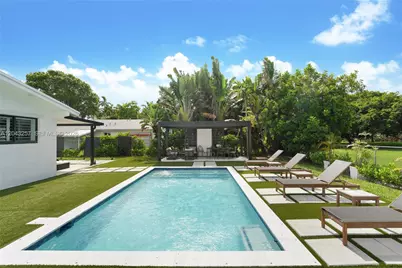 2450 NE 209th Ter, Miami, FL 33180 - Photo 15
