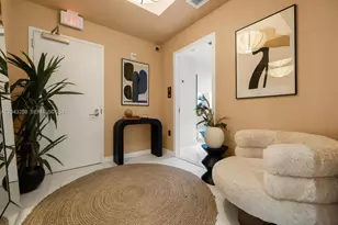 851 NE 1st Ave, Miami, FL 33132 - Photo 3