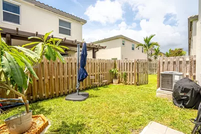 2670 SE 12th St, Homestead, FL 33035 - Photo 57