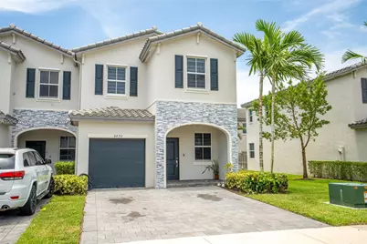 2670 SE 12th St, Homestead, FL 33035 - Photo 1