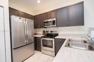 2670 SE 12th St, Homestead, FL 33035 - Photo 15