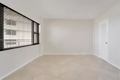710 N Ocean Blvd #710, Pompano Beach, FL 33062 - Photo 3