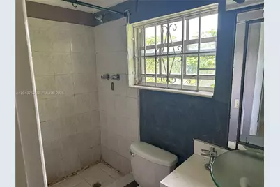 [Address not provided], North Miami, FL 33168 - Photo 15