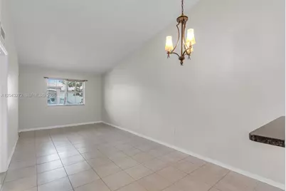 1241 SE 29th St #202-27, Homestead, FL 33035 - Photo 3