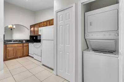 1241 SE 29th St #202-27, Homestead, FL 33035 - Photo 9