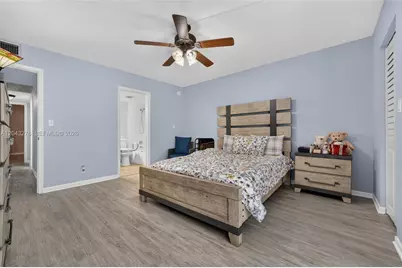 2404 Antigua Cir #M2, Coconut Creek, FL 33066 - Photo 11
