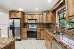 3361 NW 85th Ave, Coral Springs, FL 33065 - Photo 3