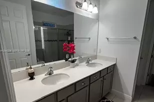 3855 Carrick Bend Dr, Kissimmee, FL 34746 - Photo 15