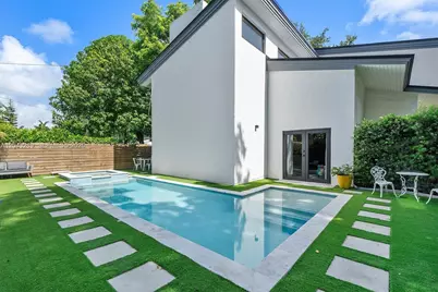 9200 NE 12th Ave, Miami Shores, FL 33138 - Photo 49