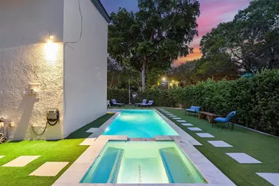 9200 NE 12th Ave, Miami Shores, FL 33138 - Photo 5