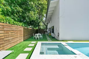 9200 NE 12th Ave, Miami Shores, FL 33138 - Photo 51