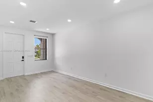 11628 NW 87th Ln, Doral, FL 33178 - Photo 15