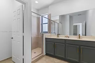 11628 NW 87th Ln, Doral, FL 33178 - Photo 35