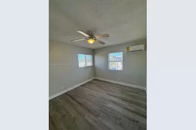 [Address not provided], Riviera Beach, FL 33404 - Photo 5