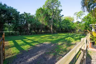 15160 Scotts Pl, Loxahatchee, FL 33470 - Photo 25