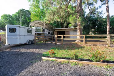15160 Scotts Pl, Loxahatchee, FL 33470 - Photo 23