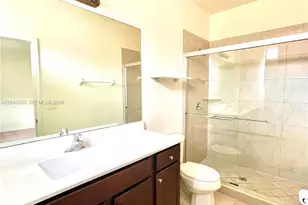 9271 W 33rd Ln, Hialeah, FL 33018 - Photo 11