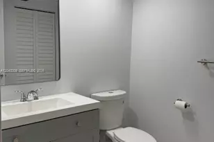 1001 SW 128th Terrace, Pembroke Pines, FL 33027 - Photo 3