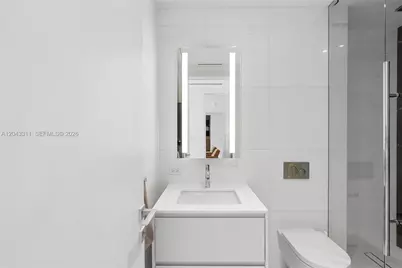 300 Biscayne Boulevard Way #4009W, Miami, FL 33131 - Photo 33