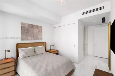 300 Biscayne Boulevard Way #4009W, Miami, FL 33131 - Photo 37