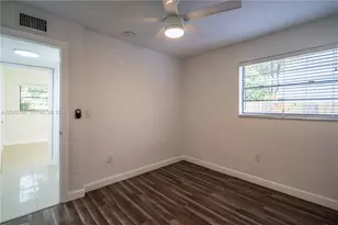 3265 Virginia St, Miami, FL 33133 - Photo 15