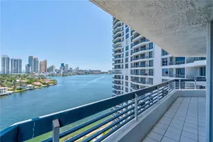 19101 Mystic Pointe Dr, Aventura, FL 33180 - Photo 13