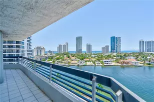 19101 Mystic Pointe Dr, Aventura, FL 33180 - Photo 11
