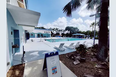 805 NW 3rd Ter, Hallandale Beach, FL 33009 - Photo 17