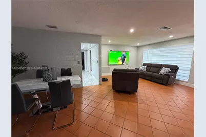 7140 Grandview Blvd, Miramar, FL 33023 - Photo 17