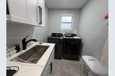 7140 Grandview Blvd, Miramar, FL 33023 - Photo 7