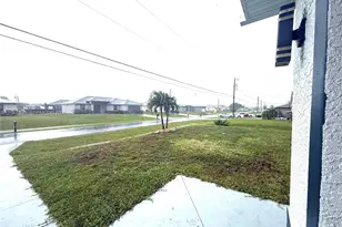 313 NW 16th Pl, Cape Coral, FL 33993 - Photo 33